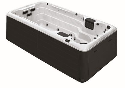 The Gainsborough Swim Spa 4.5 Hot Tub
